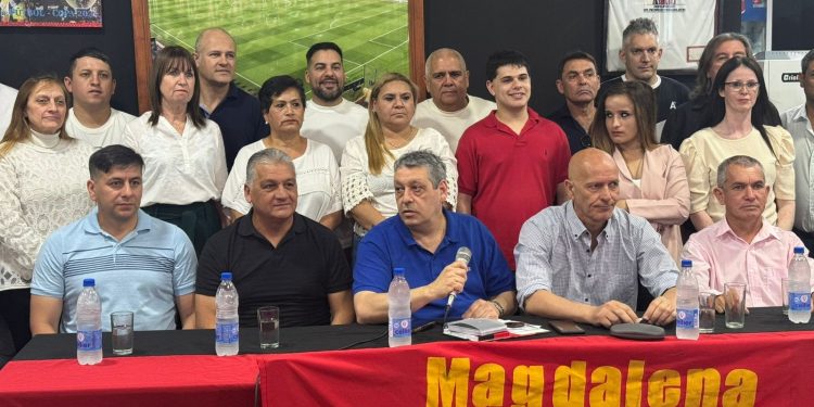 Magdalena suma a Vivaldo, el Loco González y tiene dos candidatos para DT