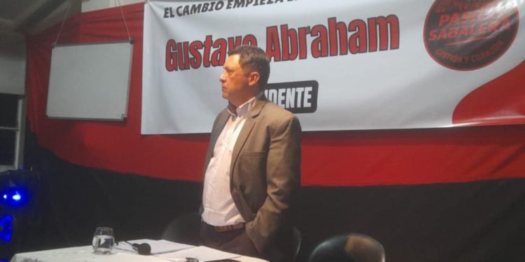 Abraham presentó oficialmente su candidatura a Presidente de Colón