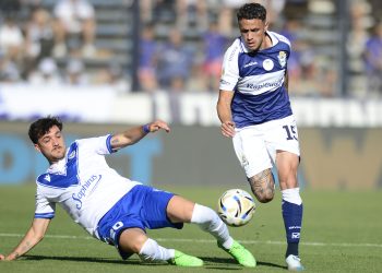 Gimnasia derrotó a Vélez y sostiene su ilusión de meterse en playoffs