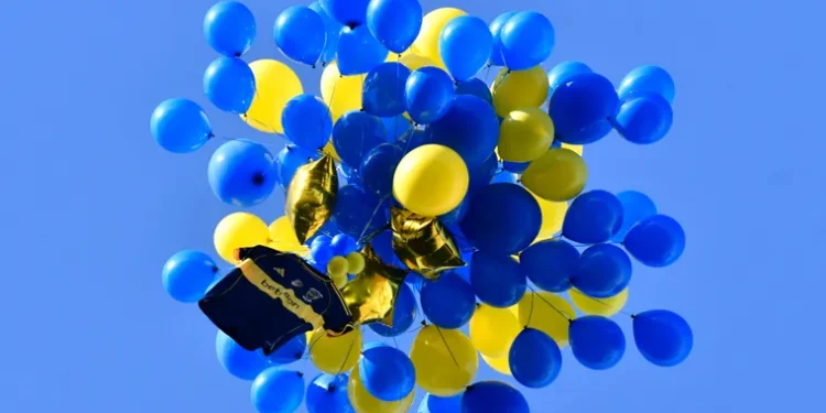 Hallazgo: dónde cayó la camiseta de Boca en homenaje a Russo que se echó a volar con globos