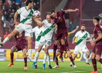 Banfield y Lanús, con realidades opuestas, juegan el Clásico del Sur