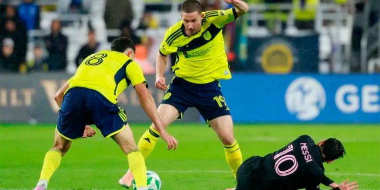 El gol de Messi no alcanzó y el Inter Miami cayó ante Nashville que forzó el tercer juego