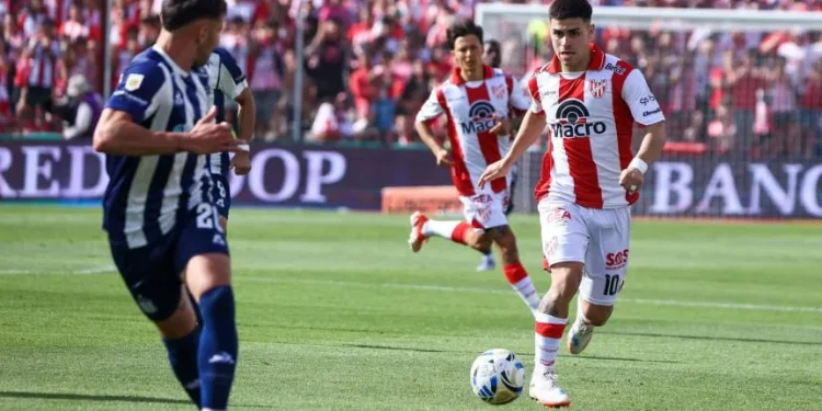Talleres igualó con Instituto y clasificó a los octavos de final