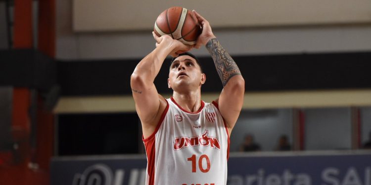 Unión recibe al encumbrado Peñarol de Mar del Plata