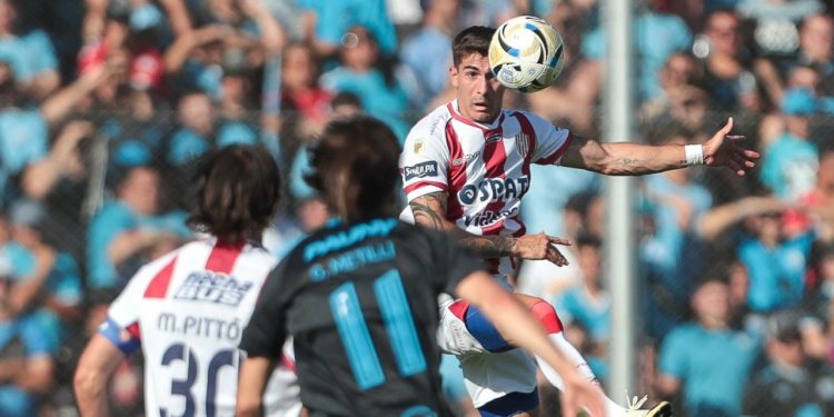 ST: Unión iguala 0 a 0 con Belgrano (el VAR anuló el gol de DAD)