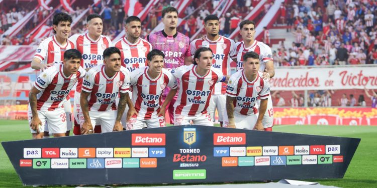 Pensando en Barracas, un titular de Unión continúa entre algodones