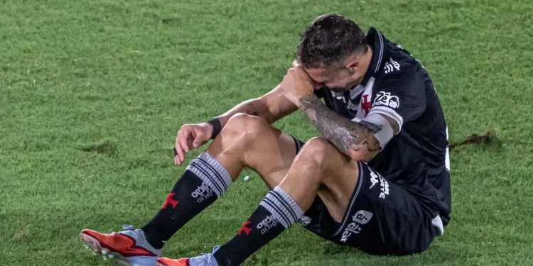 Viral: el desconsolado llanto de un ex Colón en Brasil