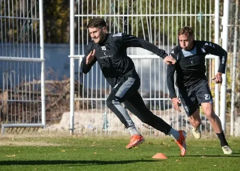 Matías Muñoz se acerca a Colón