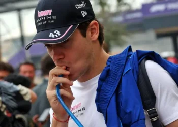 Franco Colapinto expresó su frustración tras ser último en la Qualy del GP de Abu Dhabi: “Todo el día peleando con lo mismo”