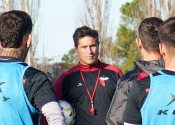 Colotto y Medrán pasan la escoba: ocho jugadores afuera de Colón