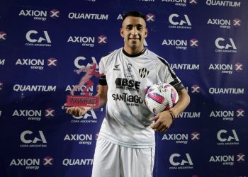 Quién es el delantero hincha de Colón y «héroe santiagueño» que quiere Medrán