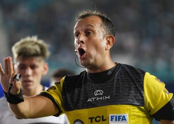 Árbitros: Mirá quiénes dirigen las semifinales del Clausura