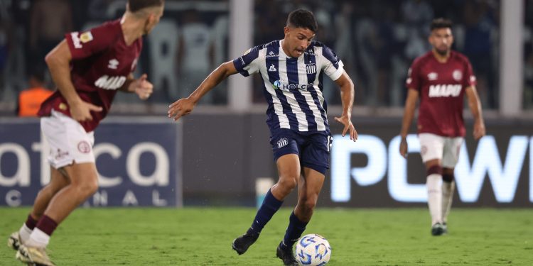 Tévez no tendrá en cuenta a Mosqueira en Talleres