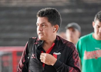 Sin acuerdo por su salida, el Pulga se presentará a la pretemporada de Colón