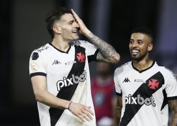 Un ex Colón es el máximo goleador del año en Brasil
