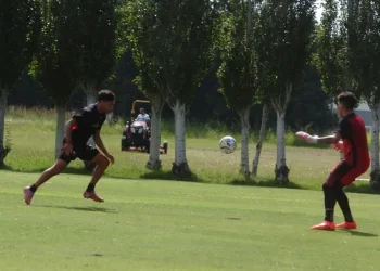 Colón mide fuerzas con Patronato en Santa Fe