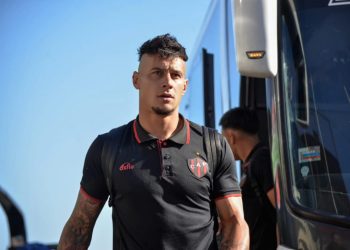 Otro delantero que cruza el Túnel para jugar en Colón