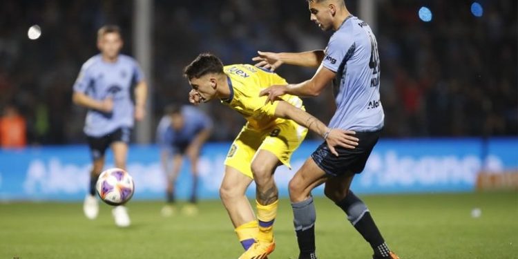 Central, con Almirón como DT, pone primera ante Belgrano