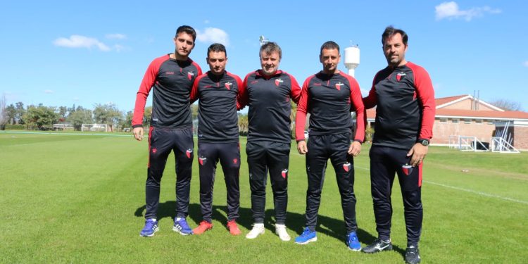 Colón prescinde de los servicios de Chupete Marini y Javier López