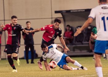 Colón perdió por penales ante Paysandú en su último ensayo en Uruguay