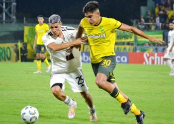 Riestra va por la recuperación y recibe a Defensa y Justicia