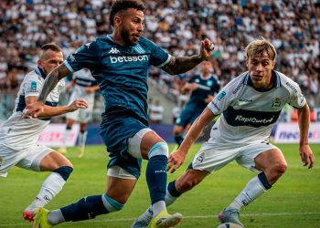 Racing sufrió un duro golpe ante Gimnasia de La Plata