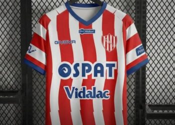 La camiseta de Unión en homenaje a los 30 años del ascenso «de los pibes»