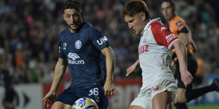 Huracán quiere su primer triunfo ante Independiente Rivadavia