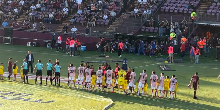 ST: Unión con 10 pierde con Lanús 2 a 1; descontó Tarragol