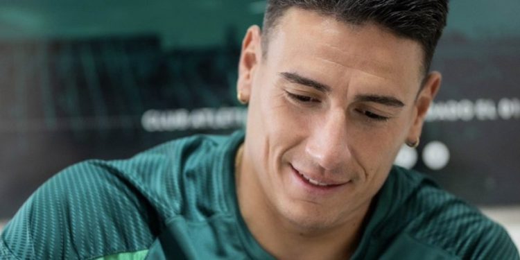 Mauricio Martínez ya es refuerzo de Sarmiento