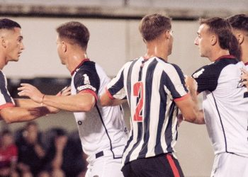 Colón aprobó el primer examen amistoso en Uruguay: 2 a 0 a Miramar