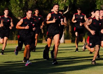 Medrán ensaya: ¿Qué equipo armó en la práctica de fútbol?