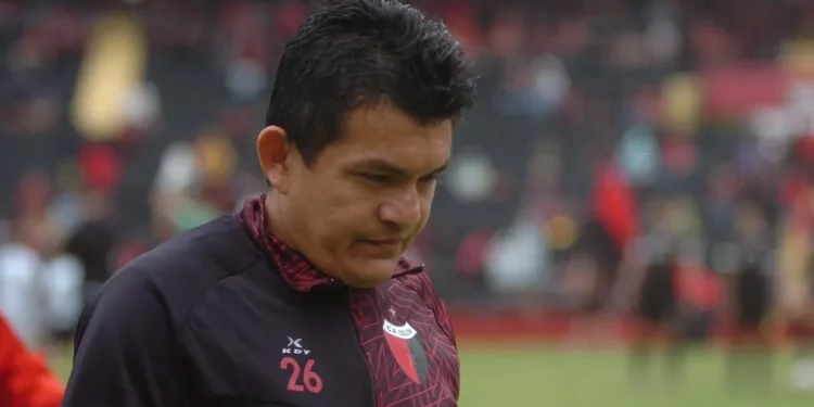 El Pulga se despidió de Colón: «Las reglas de juego son éstas»