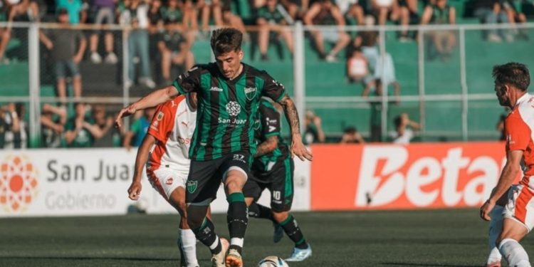 Colón lo tenía acordado, pero jugará en otro equipo del país