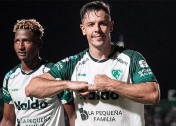 Sarmiento sumó su primer triunfo ante Banfield