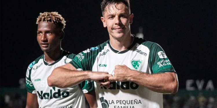 Sarmiento sumó su primer triunfo ante Banfield
