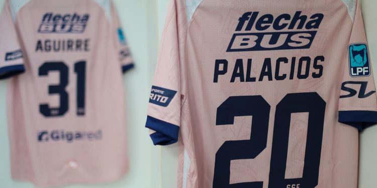 Unión presentó «la distinta»