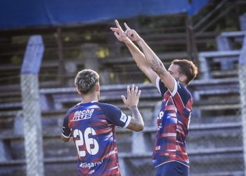 Unión cerró su etapa en Uruguay con un empate ante Defensor Sporting