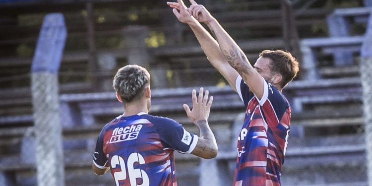 Unión cerró su etapa en Uruguay con un empate ante Defensor Sporting