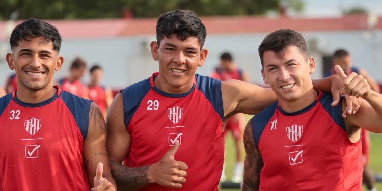 Los pibes, los borrados y el que pasó de prescindible a viajar: detalles de la comitiva de Unión