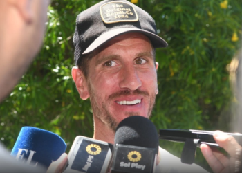 Llegó Rasmussen y contó por qué eligió jugar en Colón