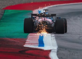 El Alpine de Colapinto se detuvo en pista en los test de Bahréin