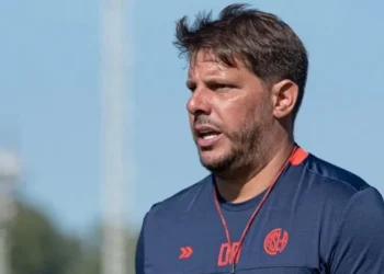 Ayude planifica múltiples modificaciones en San Lorenzo para enfrentar a Unión