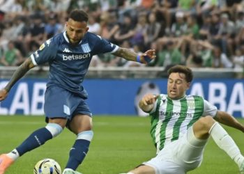 Racing visita a Banfield con sed de victoria