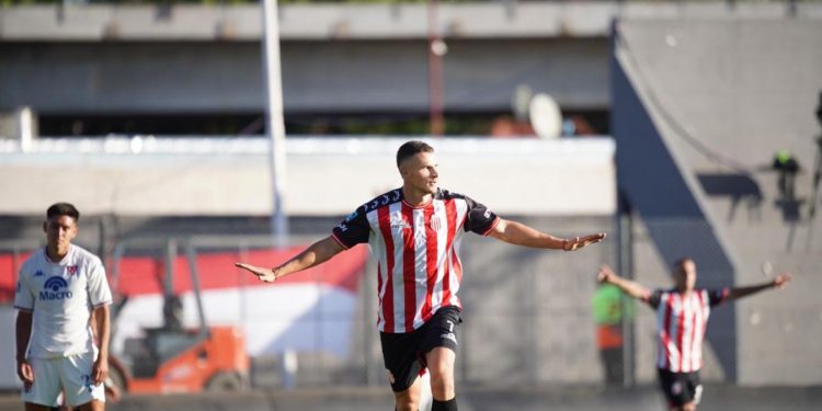 Barracas Central lo dio vuelta y venció a Tigre en una ráfaga