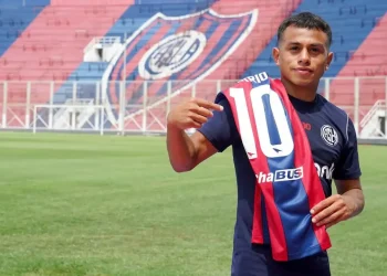 Lo que no se supo del marcado de pases de Colón