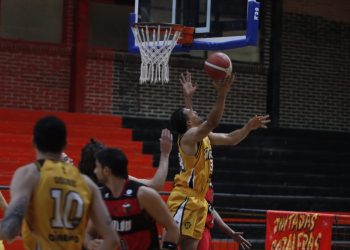 LAB: Colón volvió a perder y sigue muy complicado