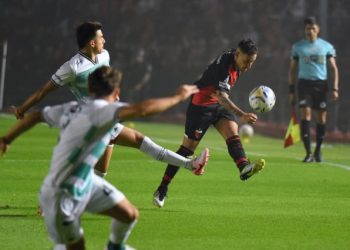 ST: Con gol de Ibarra, Colón empata 1 a 1 con Ferro en Santa Fe