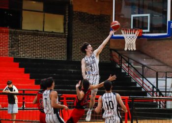 LAB: Dura derrota de Colón ante Estudiantes (T) en el Otrino