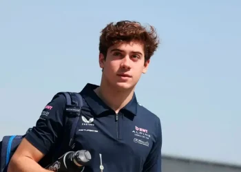 Colapinto se prepara para el GP de Australia: días, horarios y otros detalles